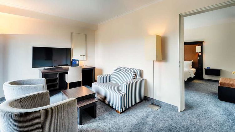 Radisson Blu Senator Hotel Suite