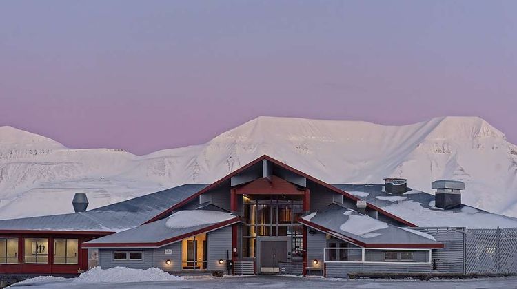 Radisson Blu Polar Hotel Spitsbergen Exterior