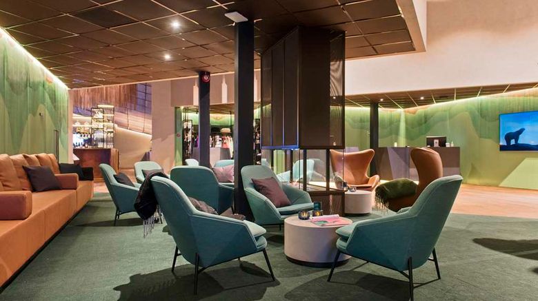 <b>Radisson Blu Polar Hotel Spitsbergen Meeting</b>. Images powered by <a href="https://iceportal.shijigroup.com/" title="IcePortal" target="_blank">IcePortal</a>.