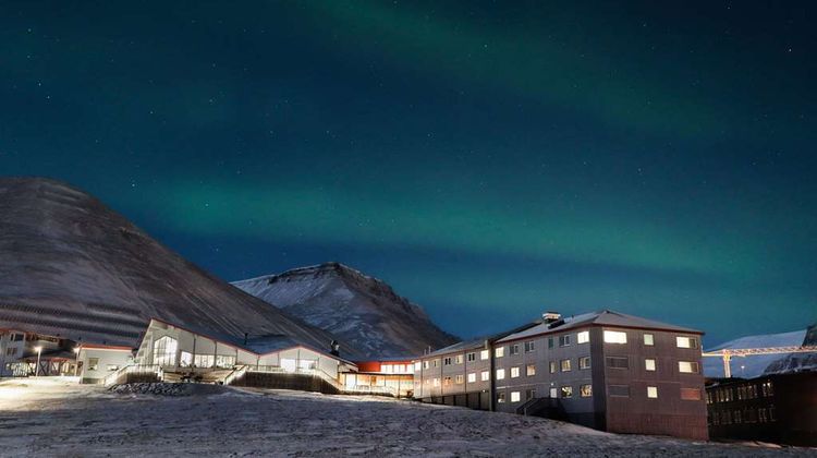 Radisson Blu Polar Hotel Spitsbergen Exterior