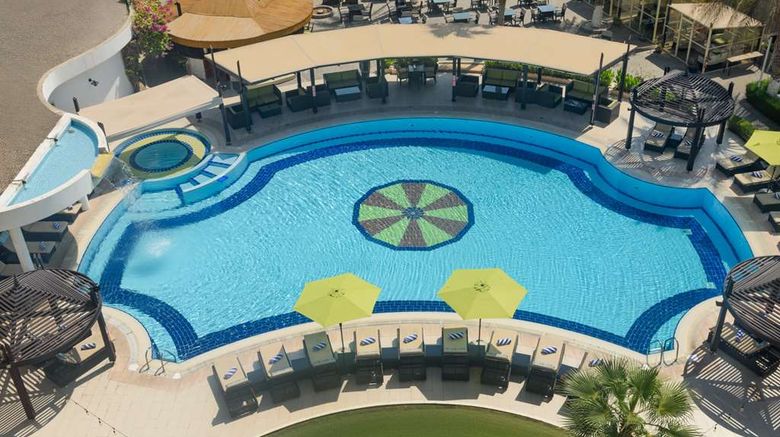 <b>Radisson Blu Hotel Muscat Pool</b>. Images powered by <a href="https://iceportal.shijigroup.com/" title="IcePortal" target="_blank">IcePortal</a>.