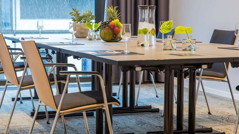 <b>Radisson Blu Hotel Mannheim Meeting</b>. Images powered by <a href="https://iceportal.shijigroup.com/" title="IcePortal" target="_blank">IcePortal</a>.