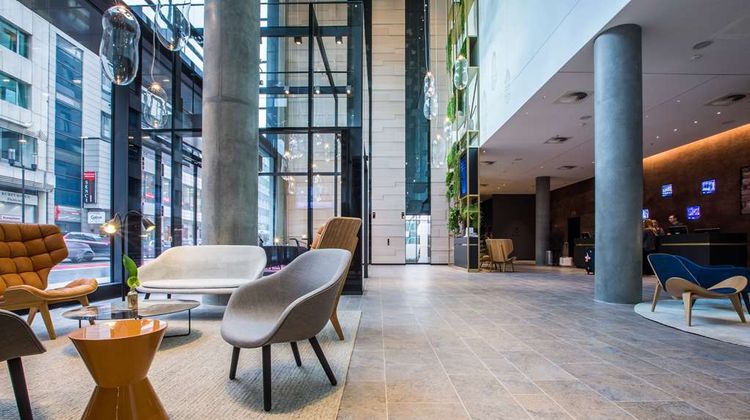 Radisson Blu Hotel Mannheim Lobby