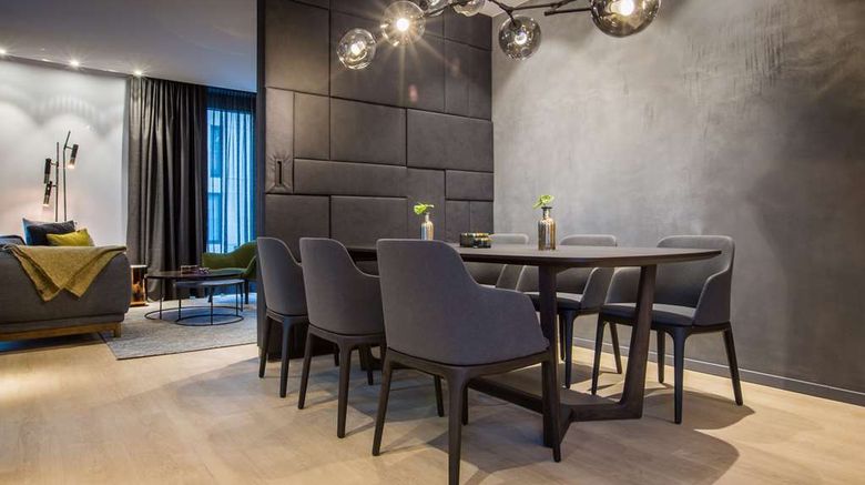 <b>Radisson Blu Hotel Mannheim Suite</b>. Images powered by <a href="https://iceportal.shijigroup.com/" title="IcePortal" target="_blank">IcePortal</a>.