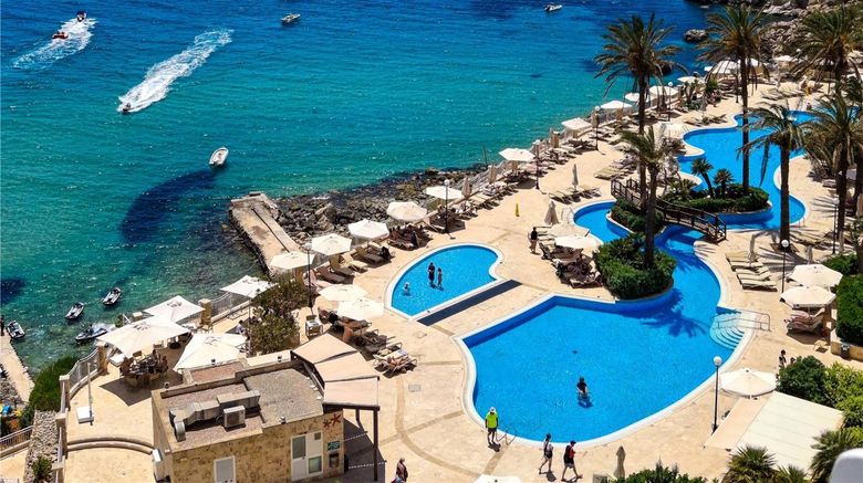 <b>Radisson Blu Resort & Spa, Golden Sands Suite</b>. Images powered by <a href="https://iceportal.shijigroup.com/" title="IcePortal" target="_blank">IcePortal</a>.