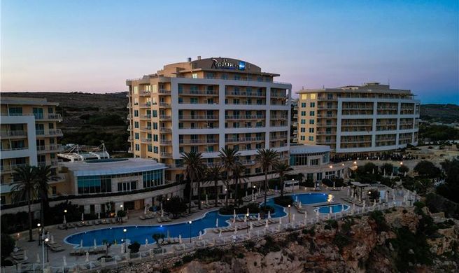 Radisson Blu Resort & Spa, Golden Sands Exterior