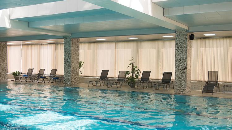 Radisson Slavyanskaya Hotel Pool