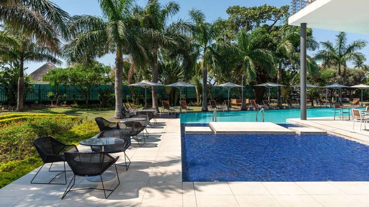 Radisson Blu Hotel Maputo Pool