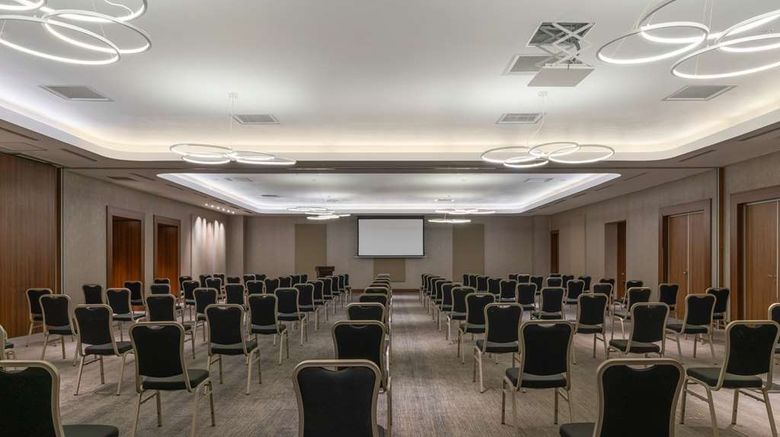 <b>Radisson Blu Hotel Maputo Meeting</b>. Images powered by <a href="https://iceportal.shijigroup.com/" title="IcePortal" target="_blank">IcePortal</a>.