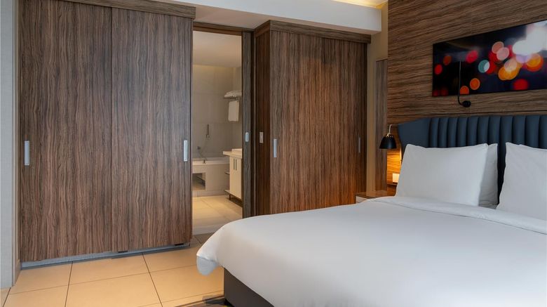 <b>Radisson Blu Hotel Maputo Room</b>. Images powered by <a href="https://iceportal.shijigroup.com/" title="IcePortal" target="_blank">IcePortal</a>.