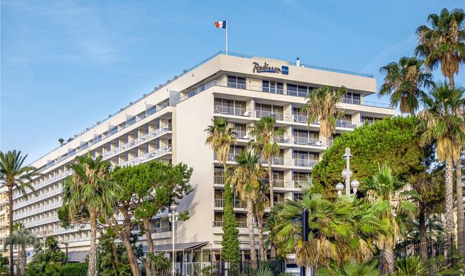 Radisson Blu Hotel Nice Exterior