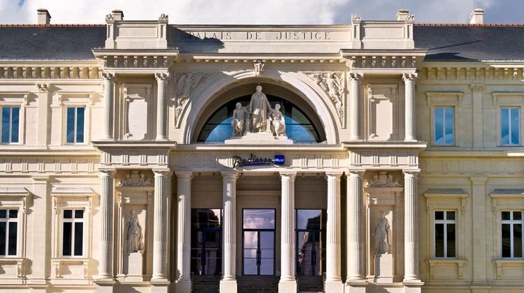 Radisson Blu Nantes Exterior