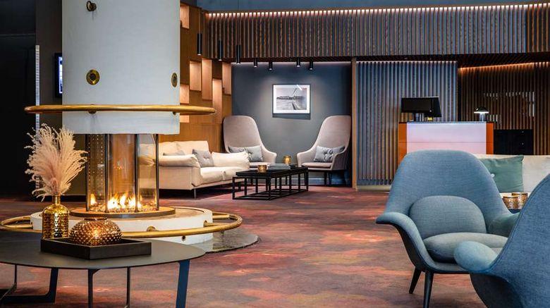 <b>Radisson Blu Scandinavia Hotel, Oslo Lobby</b>. Images powered by <a href="https://iceportal.shijigroup.com/" title="IcePortal" target="_blank">IcePortal</a>.
