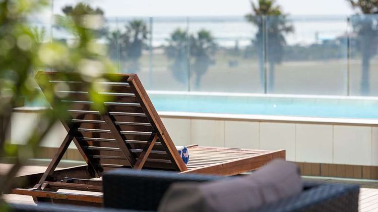 Radisson Blu Hotel, Port Elizabeth Pool