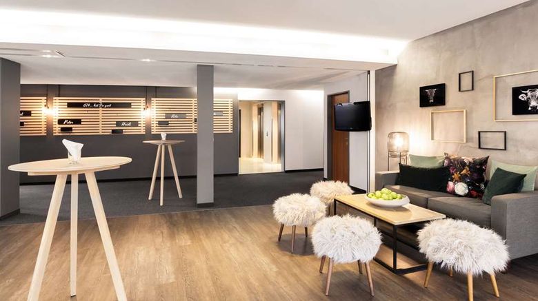 <b>Radisson Blu Hotel St Gallen Meeting</b>. Images powered by <a href="https://iceportal.shijigroup.com/" title="IcePortal" target="_blank">IcePortal</a>.