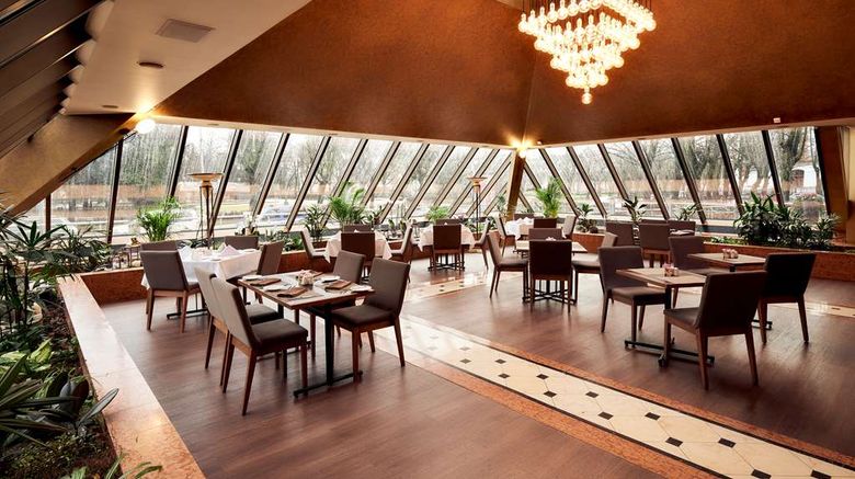 <b>Radisson Blu Ridzene Hotel Riga Restaurant</b>. Images powered by <a href="https://iceportal.shijigroup.com/" title="IcePortal" target="_blank">IcePortal</a>.