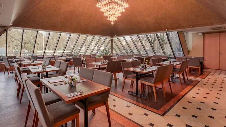 <b>Radisson Blu Ridzene Hotel Riga Restaurant</b>. Images powered by <a href="https://iceportal.shijigroup.com/" title="IcePortal" target="_blank">IcePortal</a>.