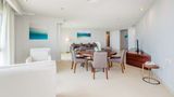 Radisson Blu Resort Fujairah Suite