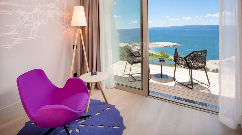 <b>Radisson Blu Resort & Spa, Split Room</b>. Images powered by <a href="https://iceportal.shijigroup.com/" title="IcePortal" target="_blank">IcePortal</a>.