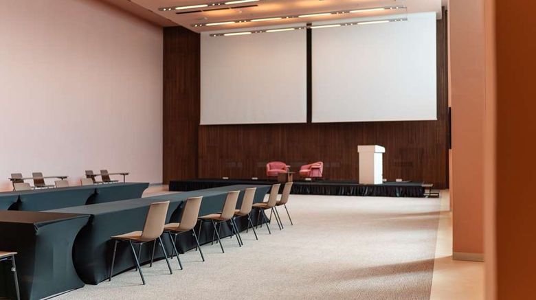 <b>Radisson Blu Resort & Spa, Split Ballroom</b>. Images powered by <a href="https://iceportal.shijigroup.com/" title="IcePortal" target="_blank">IcePortal</a>.