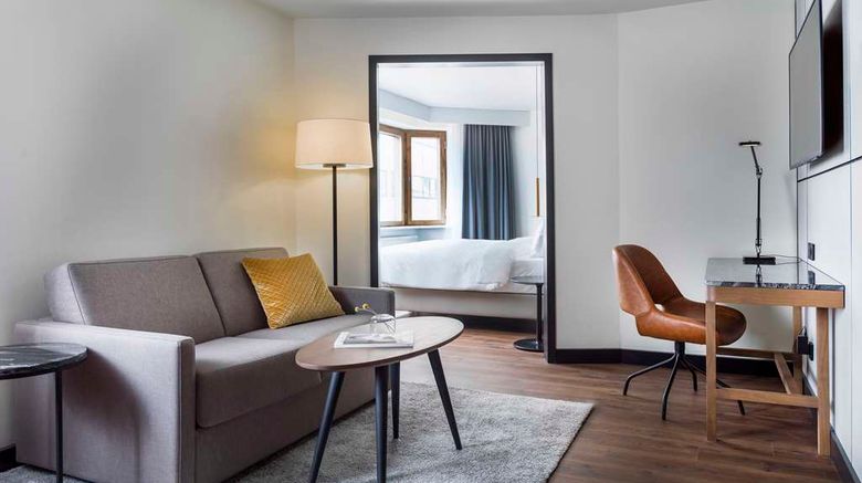 <b>Radisson Blu Royal Viking Hotel Suite</b>. Images powered by <a href="https://iceportal.shijigroup.com/" title="IcePortal" target="_blank">IcePortal</a>.