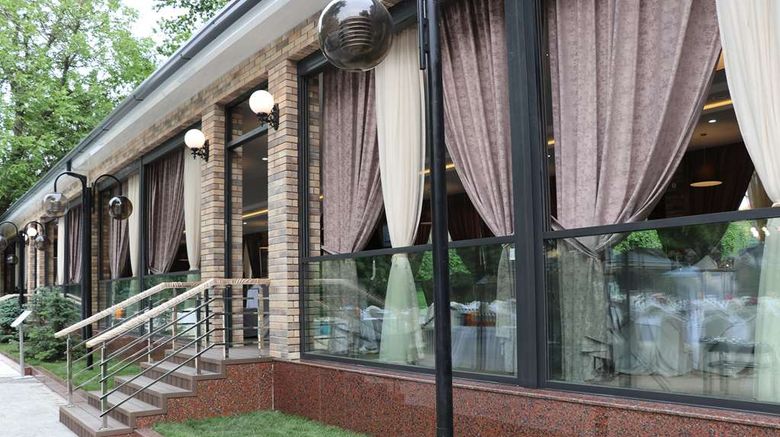 <b>Radisson Blu Hotel Tashkent Restaurant</b>. Images powered by <a href="https://iceportal.shijigroup.com/" title="IcePortal" target="_blank">IcePortal</a>.