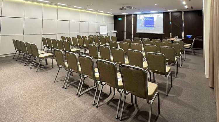 Radisson Blu Hotel Tashkent Meeting