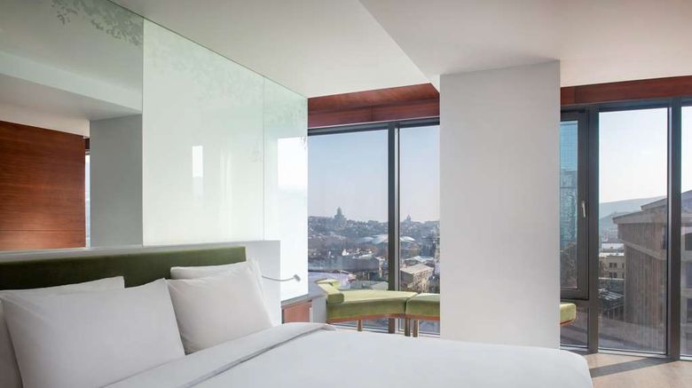 <b>Radisson Blu Iveria Hotel Suite</b>. Images powered by <a href="https://iceportal.shijigroup.com/" title="IcePortal" target="_blank">IcePortal</a>.