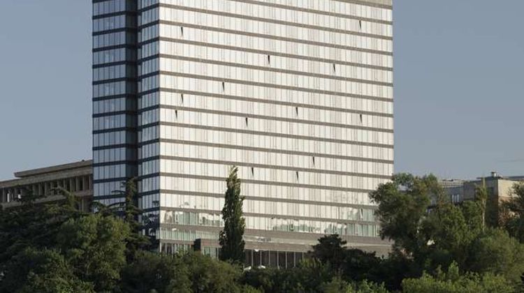 Radisson Blu Iveria Hotel Exterior