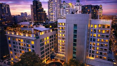 Radisson Suites Bangkok Sukhumvit