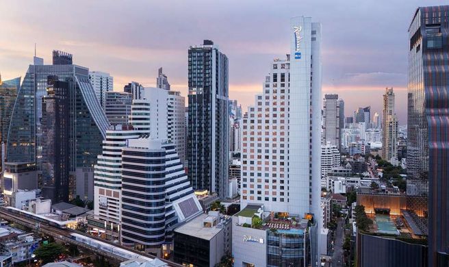 Radisson Blu Plaza Bangkok Exterior