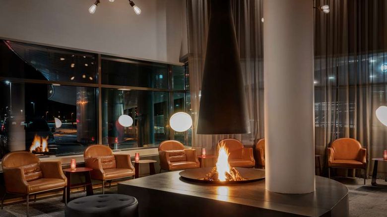 <b>Radisson Blu Hotel, Trondheim Airport Lobby</b>. Images powered by <a href="https://iceportal.shijigroup.com/" title="IcePortal" target="_blank">IcePortal</a>.