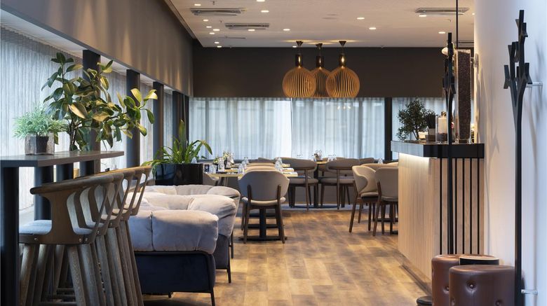 <b>Radisson Blu Hotel, Trondheim Airport Restaurant</b>. Images powered by <a href="https://iceportal.shijigroup.com/" title="IcePortal" target="_blank">IcePortal</a>.