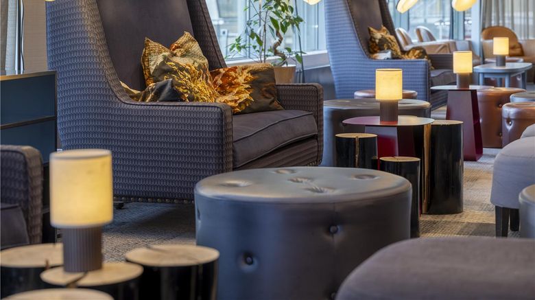 <b>Radisson Blu Hotel, Trondheim Airport Lobby</b>. Images powered by <a href="https://iceportal.shijigroup.com/" title="IcePortal" target="_blank">IcePortal</a>.