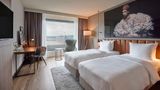 <b>Radisson Blu Airport Hotel Room</b>. Images powered by <a href="https://iceportal.shijigroup.com/" title="IcePortal" target="_blank">IcePortal</a>.