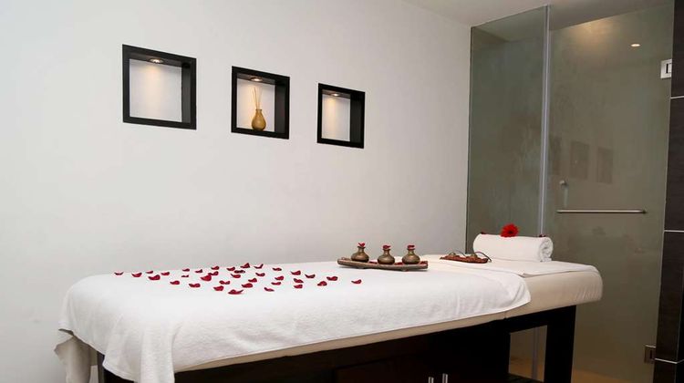 Park Inn by Radisson Navi Mumbai Spa