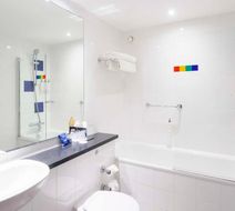 Park Inn By Radisson Aberdeen Room