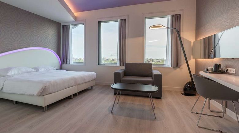 <b>Park Inn by Radisson Amsterdam City West Suite</b>. Images powered by <a href="https://iceportal.shijigroup.com/" title="IcePortal" target="_blank">IcePortal</a>.