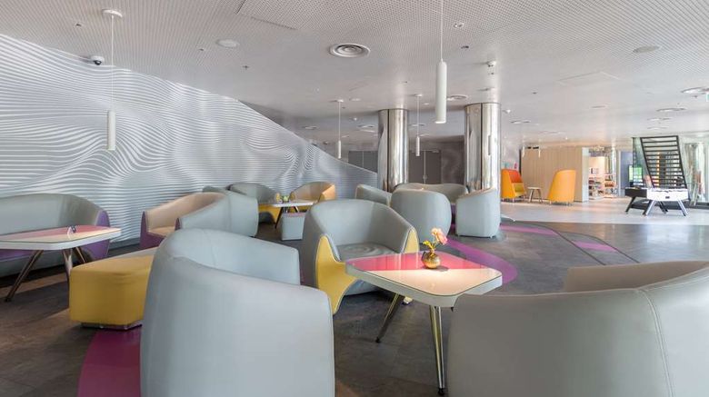 <b>Park Inn by Radisson Amsterdam City West Lobby</b>. Images powered by <a href="https://iceportal.shijigroup.com/" title="IcePortal" target="_blank">IcePortal</a>.