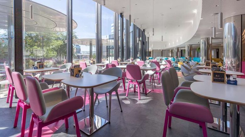 <b>Park Inn by Radisson Amsterdam City West Restaurant</b>. Images powered by <a href="https://iceportal.shijigroup.com/" title="IcePortal" target="_blank">IcePortal</a>.