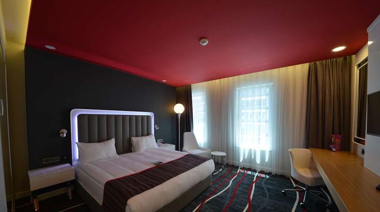 <b>Park Inn by Radisson Ankara Cankaya Room</b>. Images powered by <a href="https://iceportal.shijigroup.com/" title="IcePortal" target="_blank">IcePortal</a>.