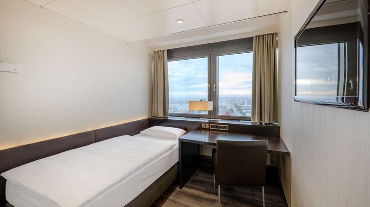 Park Inn by Radisson Alexanderplatz Room