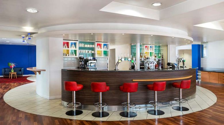 <b>The Park Inn Birmingham Walsall Restaurant</b>. Images powered by <a href="https://iceportal.shijigroup.com/" title="IcePortal" target="_blank">IcePortal</a>.