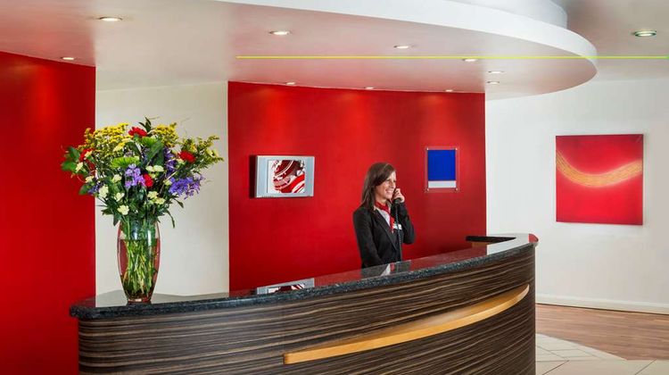 The Park Inn Birmingham Walsall Lobby