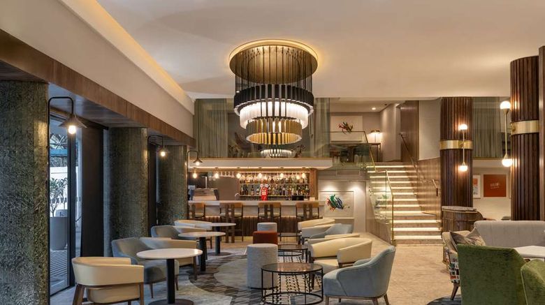 <b>Radisson Hotel Cape Town Foreshore Lobby</b>. Images powered by <a href="https://iceportal.shijigroup.com/" title="IcePortal" target="_blank">IcePortal</a>.