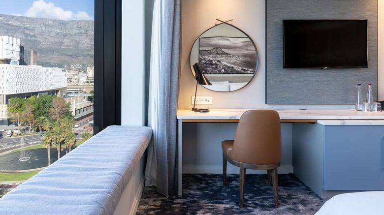 <b>Radisson Hotel Cape Town Foreshore Room</b>. Images powered by <a href="https://iceportal.shijigroup.com/" title="IcePortal" target="_blank">IcePortal</a>.