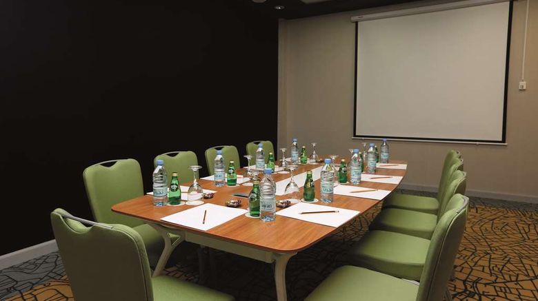 <b>Park Inn By Radisson Najran Meeting</b>. Images powered by <a href="https://iceportal.shijigroup.com/" title="IcePortal" target="_blank">IcePortal</a>.