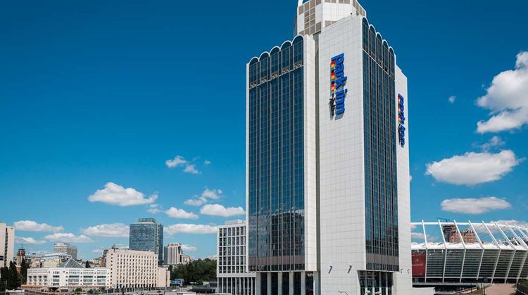 Park Inn by Radisson Kyiv Troyitska Exterior