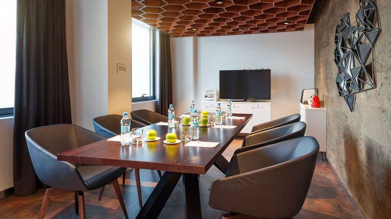 <b>Park Inn by Radisson Kyiv Troyitska Meeting</b>. Images powered by <a href="https://iceportal.shijigroup.com/" title="IcePortal" target="_blank">IcePortal</a>.