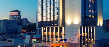 Park Inn by Radisson Kyiv Troyitska Exterior